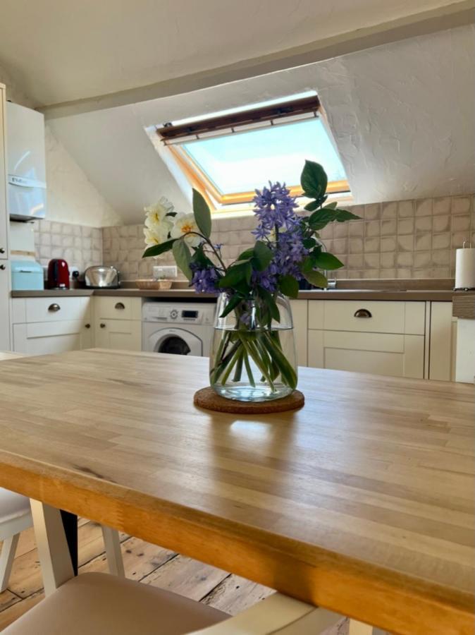 Norburton Hall Cottages Bridport Extérieur photo