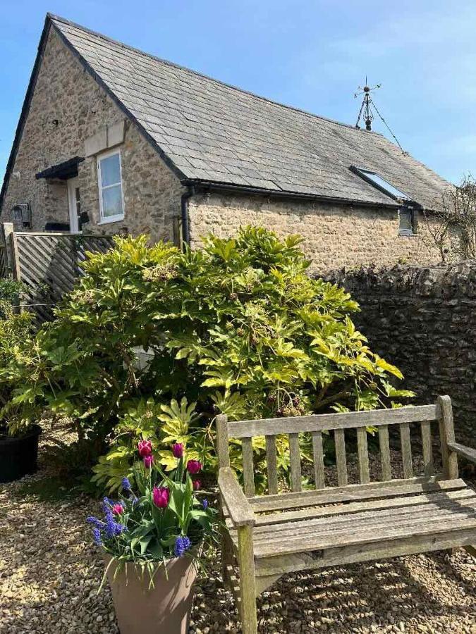 Norburton Hall Cottages Bridport Extérieur photo